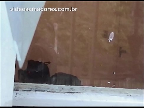 ❤️ Raġel qarn iħares lit-tfajla tiegħu ma' raġel ieħor, jirreġistra video fuck mingħajr ma jfixkel lill-koppja ️❌ Porn ta' kwalità lilna mt.porn-evooli.ru