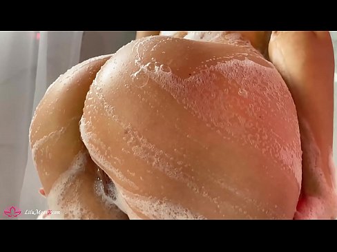 ❤️ Brunette Masturbates Pussy b'vibratur għal orga intens fid-doċċa ️❌ Porn ta' kwalità lilna mt.porn-evooli.ru